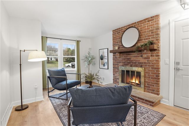 18 Wheatfield Circle, Perinton, NY 14450