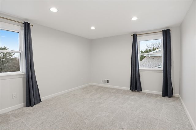 18 Wheatfield Circle, Perinton, NY 14450