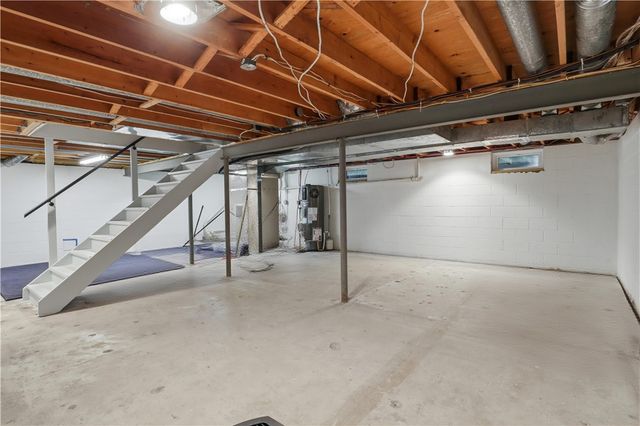 18 Wheatfield Circle, Perinton, NY 14450