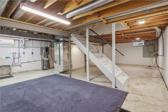 18 Wheatfield Circle, Perinton, NY 14450