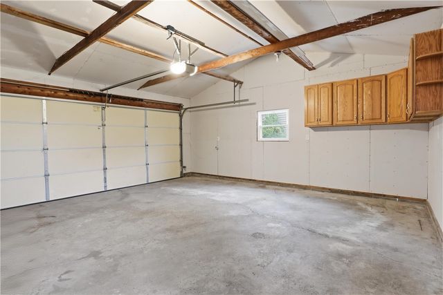 18 Wheatfield Circle, Perinton, NY 14450