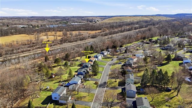 18 Wheatfield Circle, Perinton, NY 14450