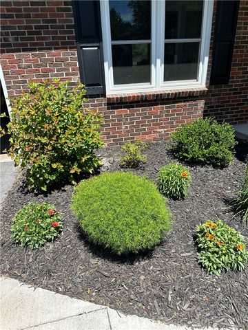 18 Wheatfield Circle, Perinton, NY 14450