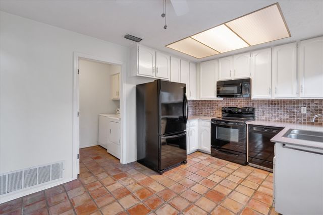4173 Rosser Square, Dallas, TX 75244