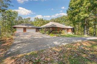 8191 Forest Hills Drive, Rogers, AR 72756