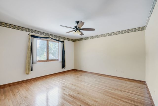 9015 Natoma Avenue, Oak Lawn, IL 60453