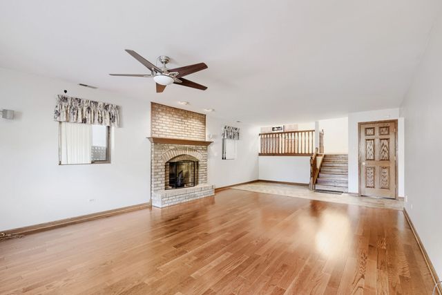 9015 Natoma Avenue, Oak Lawn, IL 60453