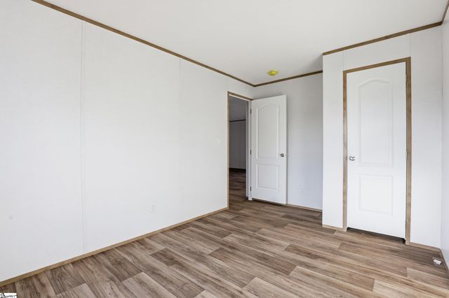 1216 Fairview Church Road, Spartanburg, SC 29303