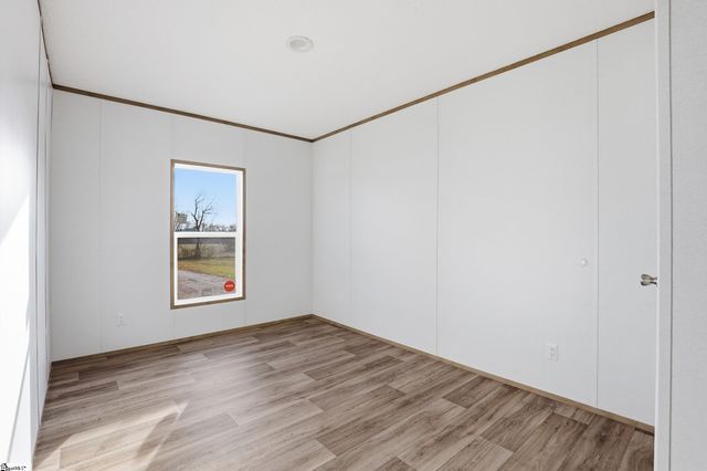 1216 Fairview Church Road, Spartanburg, SC 29303