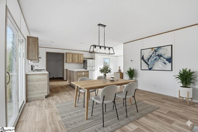 1216 Fairview Church Road, Spartanburg, SC 29303