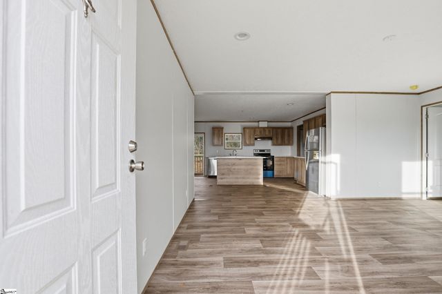 1216 Fairview Church Road, Spartanburg, SC 29303