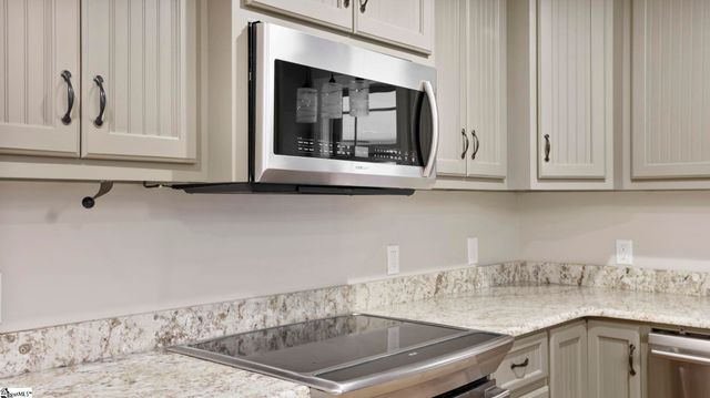 301 Little Valley Drive, Piedmont, SC 29673