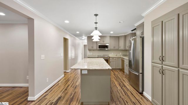 301 Little Valley Drive, Piedmont, SC 29673