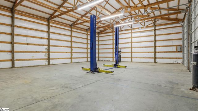 301 Little Valley Drive, Piedmont, SC 29673