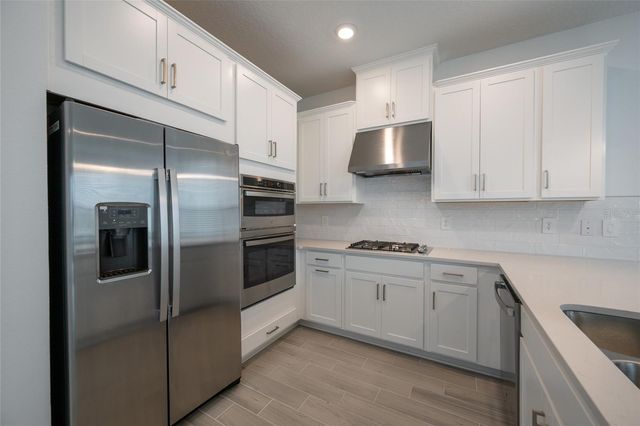 1029 LADYFISH TRAIL, St Cloud, FL 34771