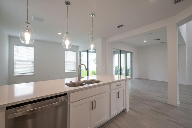 1029 LADYFISH TRAIL, St Cloud, FL 34771
