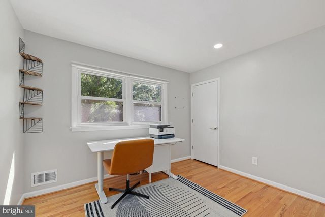 12302 HARBOR DR, Woodbridge, VA 22192