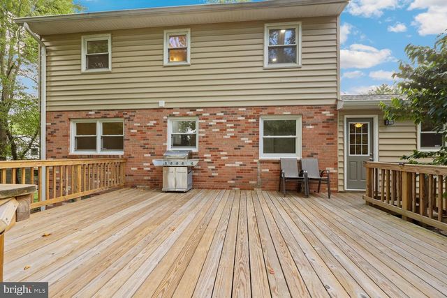 12302 HARBOR DR, Woodbridge, VA 22192