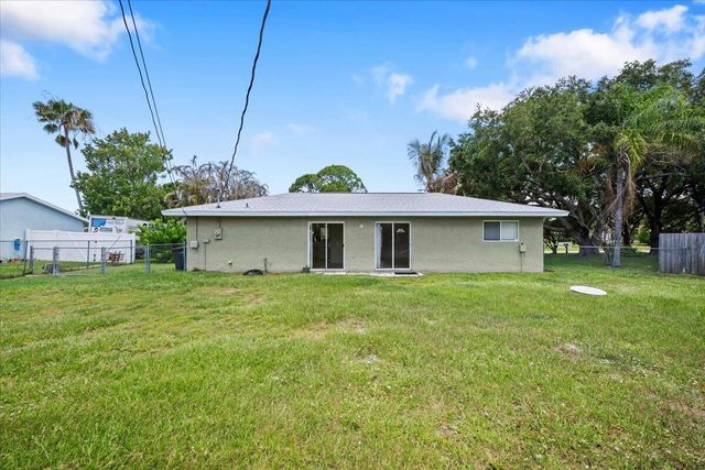 2261 SE Pear Lane, Port St. Lucie, Port St Lucie, FL 34952