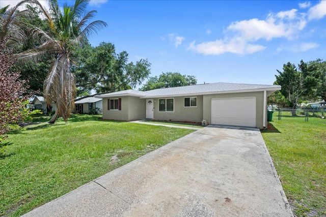 2261 SE Pear Lane, Port St. Lucie, Port St Lucie, FL 34952