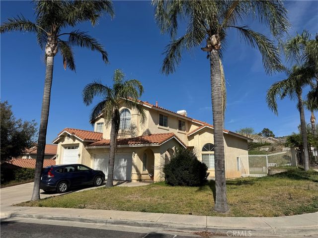 5134 Calle Zafiro, Jurupa Valley, CA 92509