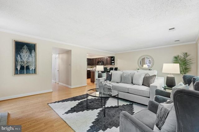 129 HUCKLEBERRY DR, La Plata, MD 20646
