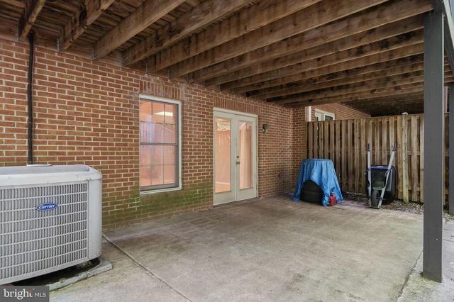 129 HUCKLEBERRY DR, La Plata, MD 20646