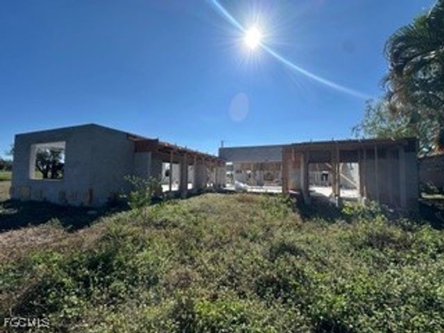 3105 NW 17th LN, Cape Coral, FL 33993