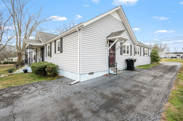 122 ANDERSON DRIVE, Tullahoma, TN 37388