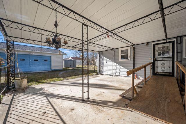 122 ANDERSON DRIVE, Tullahoma, TN 37388