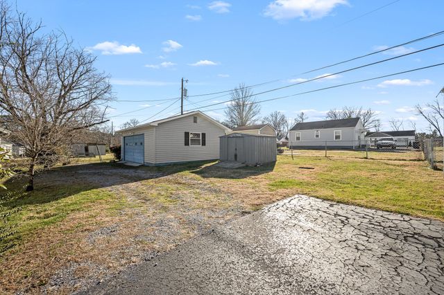 122 ANDERSON DRIVE, Tullahoma, TN 37388