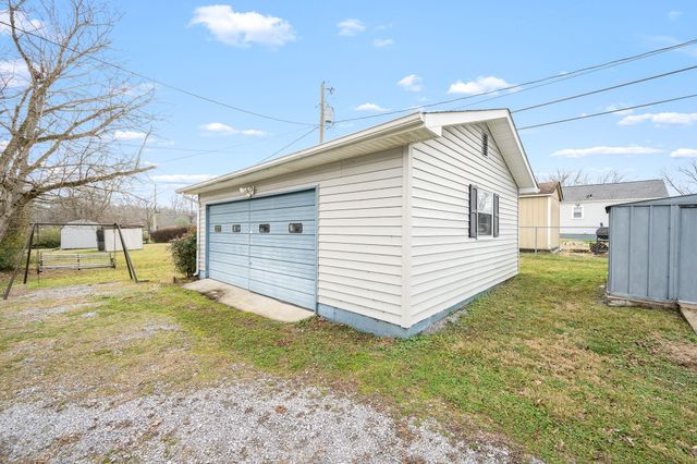 122 ANDERSON DRIVE, Tullahoma, TN 37388