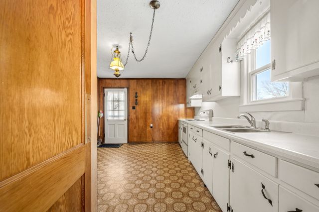 122 ANDERSON DRIVE, Tullahoma, TN 37388