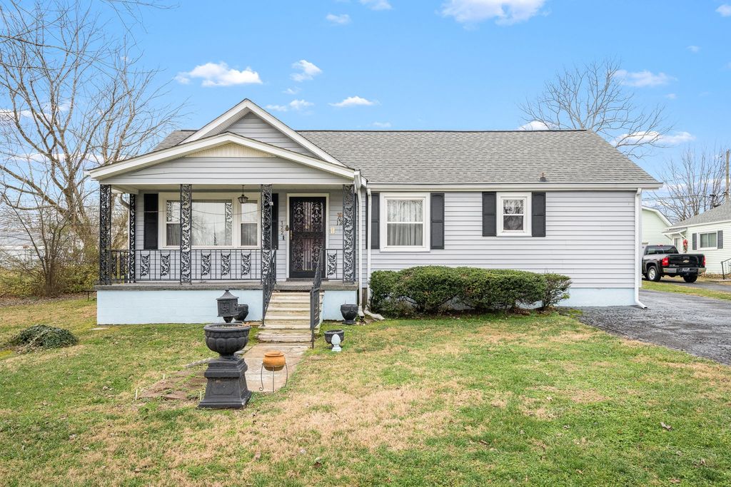 122 ANDERSON DRIVE, Tullahoma, TN 37388