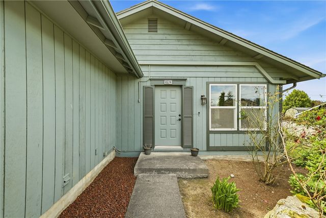 6524 64th Place NE, Marysville, WA 98270