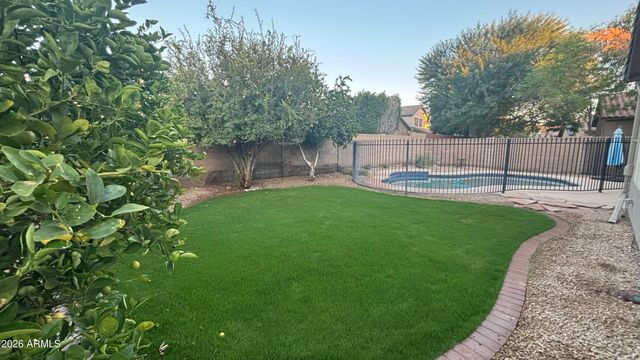 2236 W Periwinkle Way, Chandler, AZ 85248