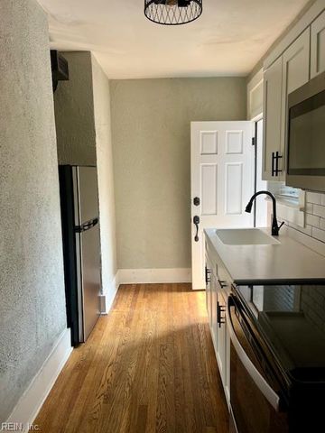 832 Brandon Ave Apt A1, Norfolk, VA 23517