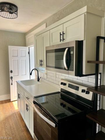 832 Brandon Ave Apt A1, Norfolk, VA 23517