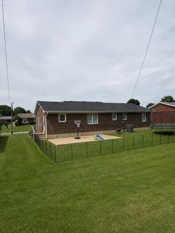 106 Pin Oak Drive, Lancaster, KY 40444