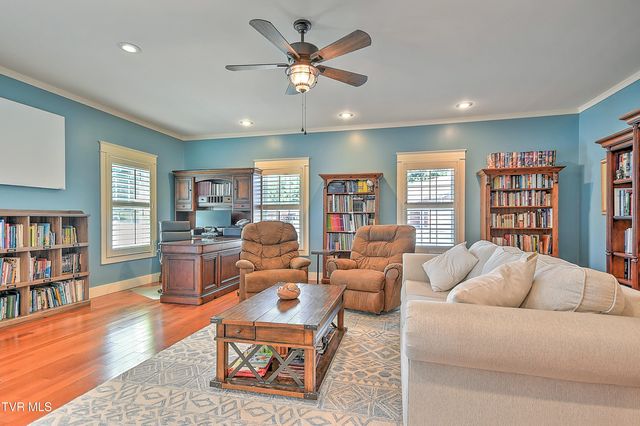 146 Hopson Road, Johnson City, TN 37601