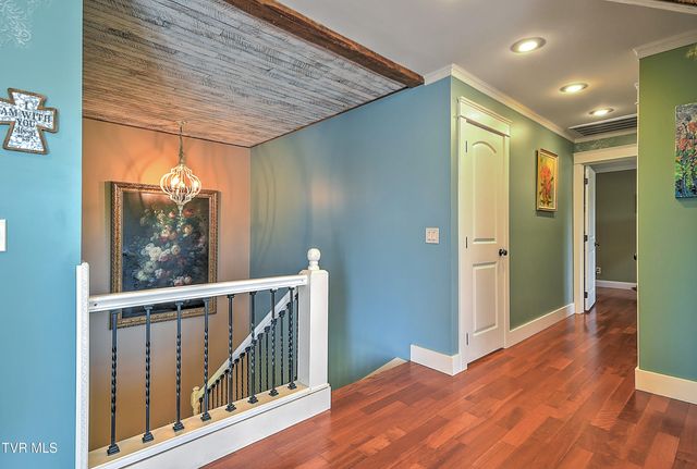 146 Hopson Road, Johnson City, TN 37601