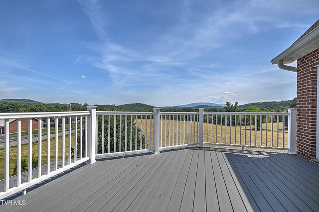 146 Hopson Road, Johnson City, TN 37601