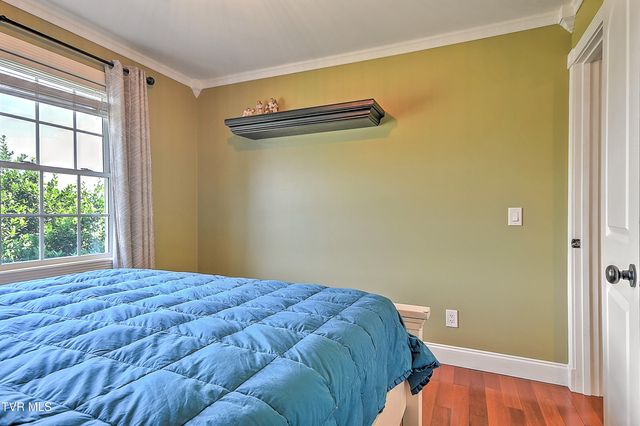 146 Hopson Road, Johnson City, TN 37601