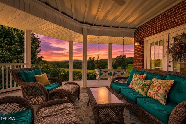 146 Hopson Road, Johnson City, TN 37601