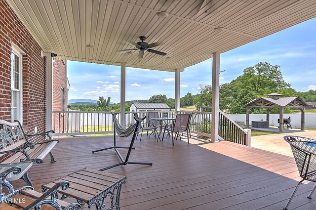 146 Hopson Road, Johnson City, TN 37601