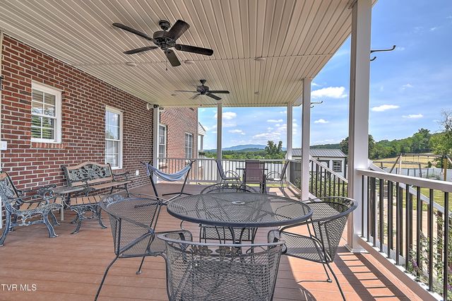 146 Hopson Road, Johnson City, TN 37601