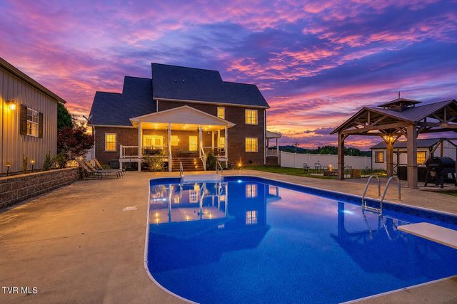 146 Hopson Road, Johnson City, TN 37601
