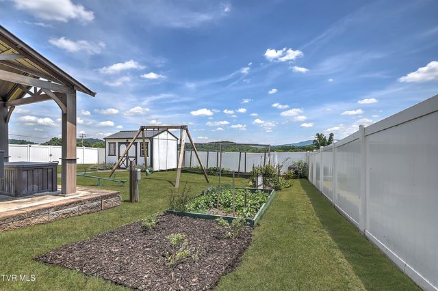 146 Hopson Road, Johnson City, TN 37601