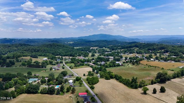 146 Hopson Road, Johnson City, TN 37601