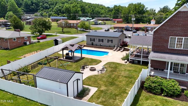146 Hopson Road, Johnson City, TN 37601